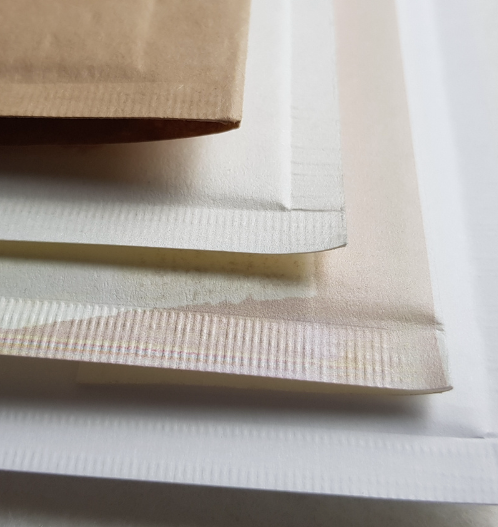 110 x 165mm Enviroflute White Peel & Seal Padded Pocket EF000/A